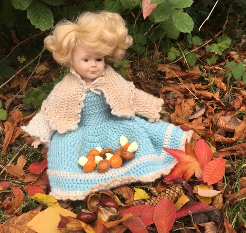 Petronella, die kleine Pilzsammlerin
